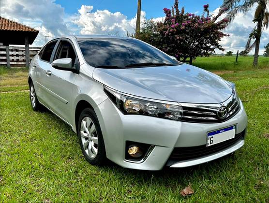 TOYOTA COROLLA 1.8 GLI 16V FLEX 4P AUTOMÁTICO